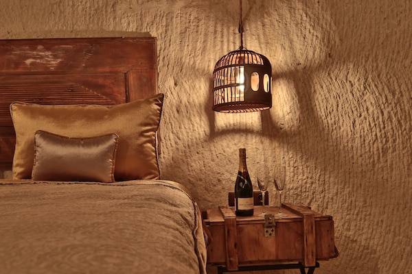 THE OWL CAVE HOTEL