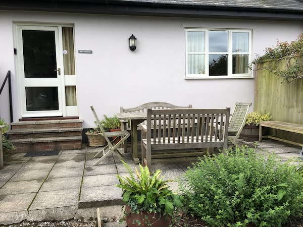 Treneglos; Comfortable Boutique Cottage In Cornwall