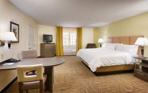Candlewood Suites Plano East, An Ihg Hotel