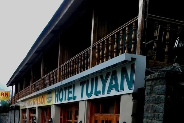Hotel Tulyan