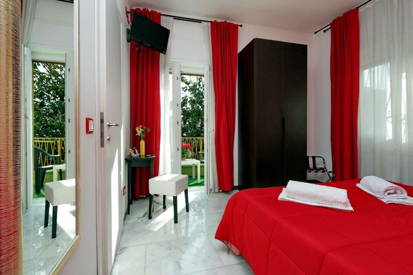 I Pini Di Roma - Rooms & Suites