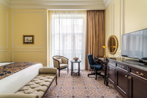 Lotte Hotel St. Petersburg - The Leading Hotels of the World