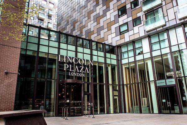 Lincoln Plaza Hotel London, Curio Collection By Hilton