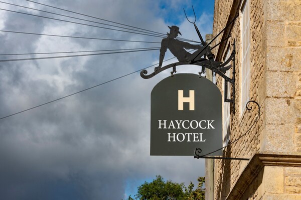 The Haycock Manor Hotel