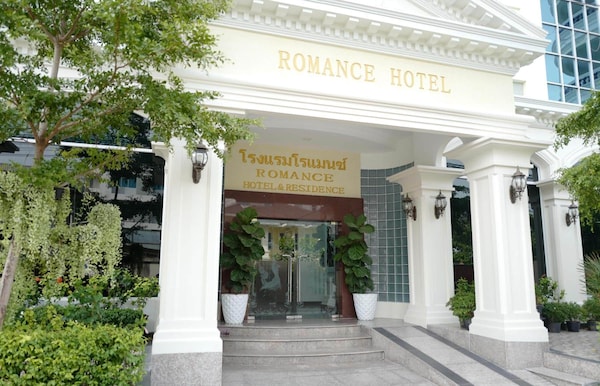 Romance Hotel Sukhumvit 97
