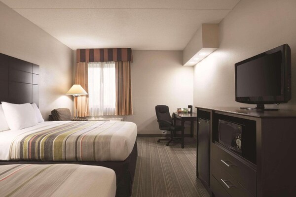 Country Inn & Suites by Radisson - Indianapolis East - IN