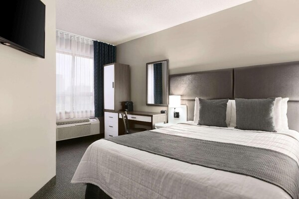 Travelodge Hotel By Wyndham Montreal Centre