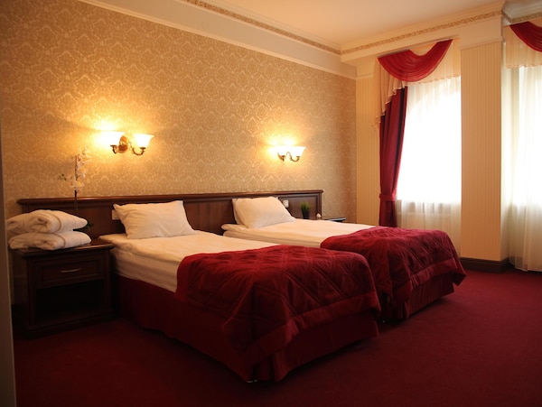 Hotel Grand Peterhof Spa