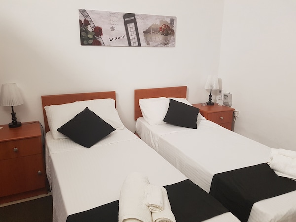 Twin/double Room With Private Bathroom Close To Mdina