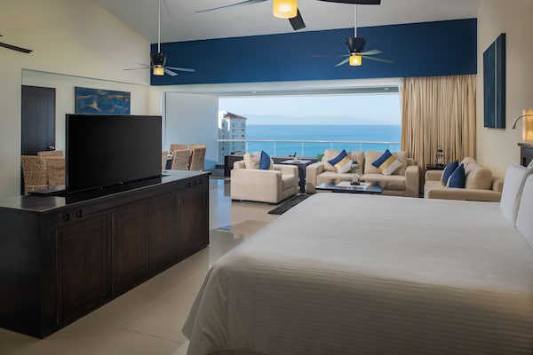 Wyndham Alltra Riviera Nayarit - All Inclusive Resort