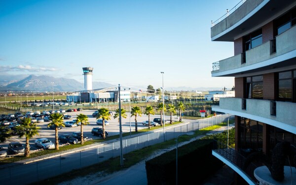 Airport Tirana