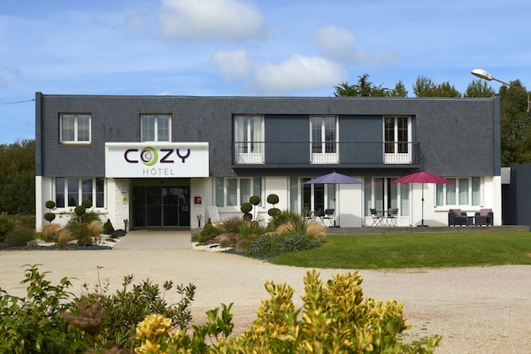Cozy Hotel Logis Morlaix
