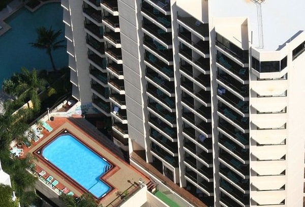 Schoolies Gold Coast Surfers International Apartments Accommodation  Availability