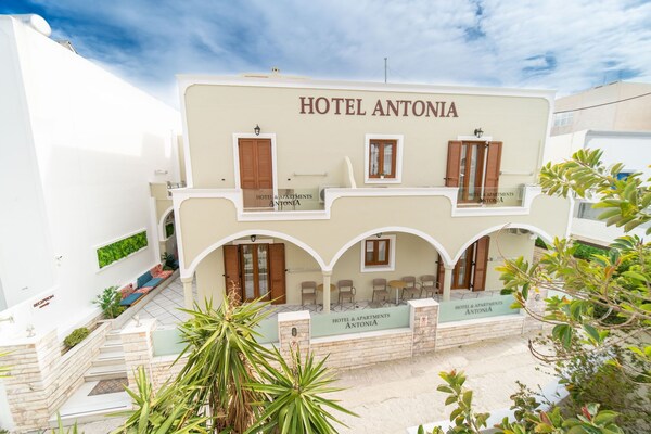 Antonia Hotel