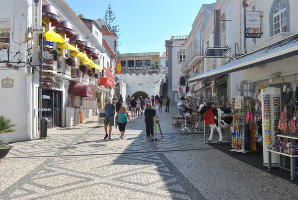 Tavira Crystal Blue