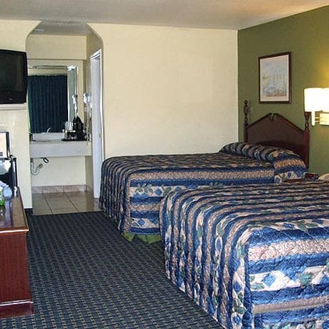 Oxford Inn and Suites