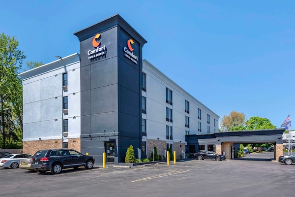 Country Inn & Suites by Radisson, Syracuse North, NY