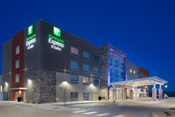 Comfort Inn & Suites Denver Northeast