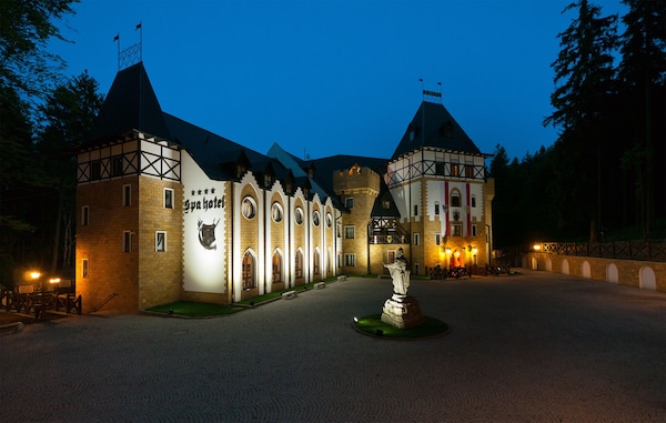 Hotel Spa Zámek Lužec