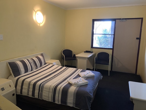 The Flinders Hotel Motel Port Augusta