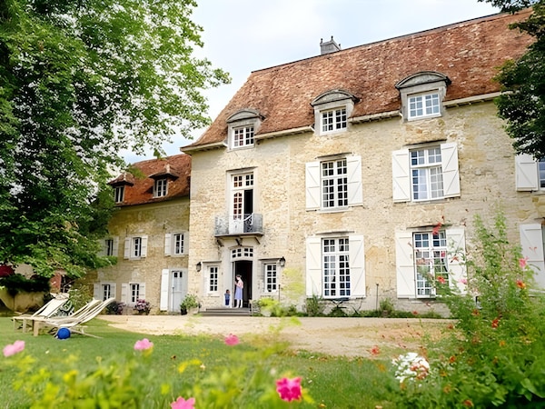 Le Chateau Dorion