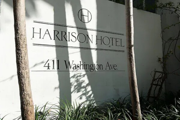 Harrison Hotel