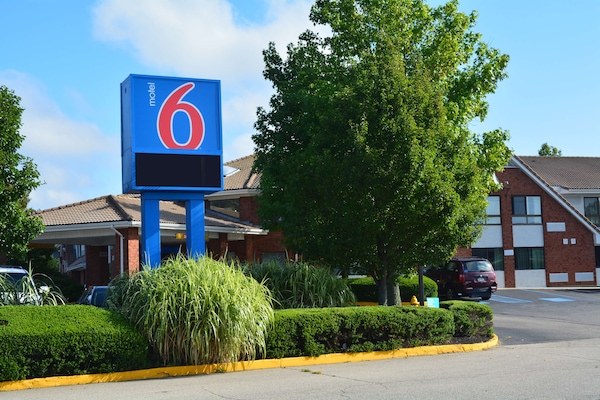 Motel 6-Newport, Ri