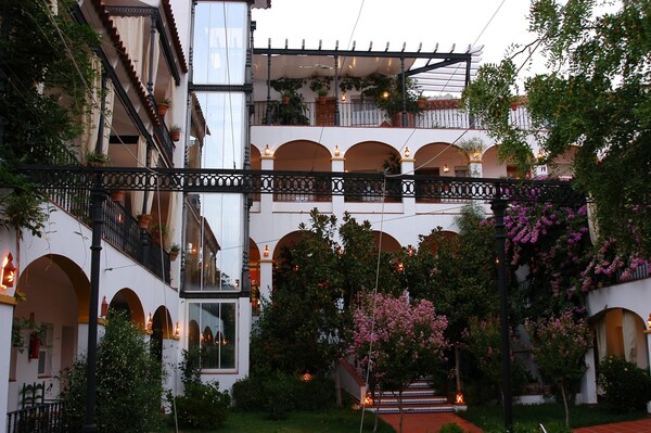 Hotel Varinia Serena - Balneario De Alange
