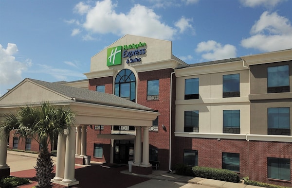 Holiday Inn Express & Suites Hearne